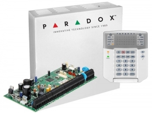 CENTRALA PARADOX SPECTRA + CUTIE SI TRAF + K32+